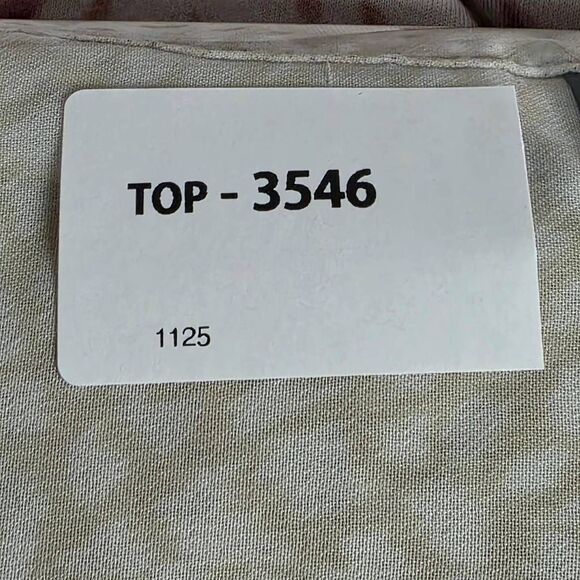 Maurices Cream Textured Roll Tab Sleeve Top L - Picture 8 of 8